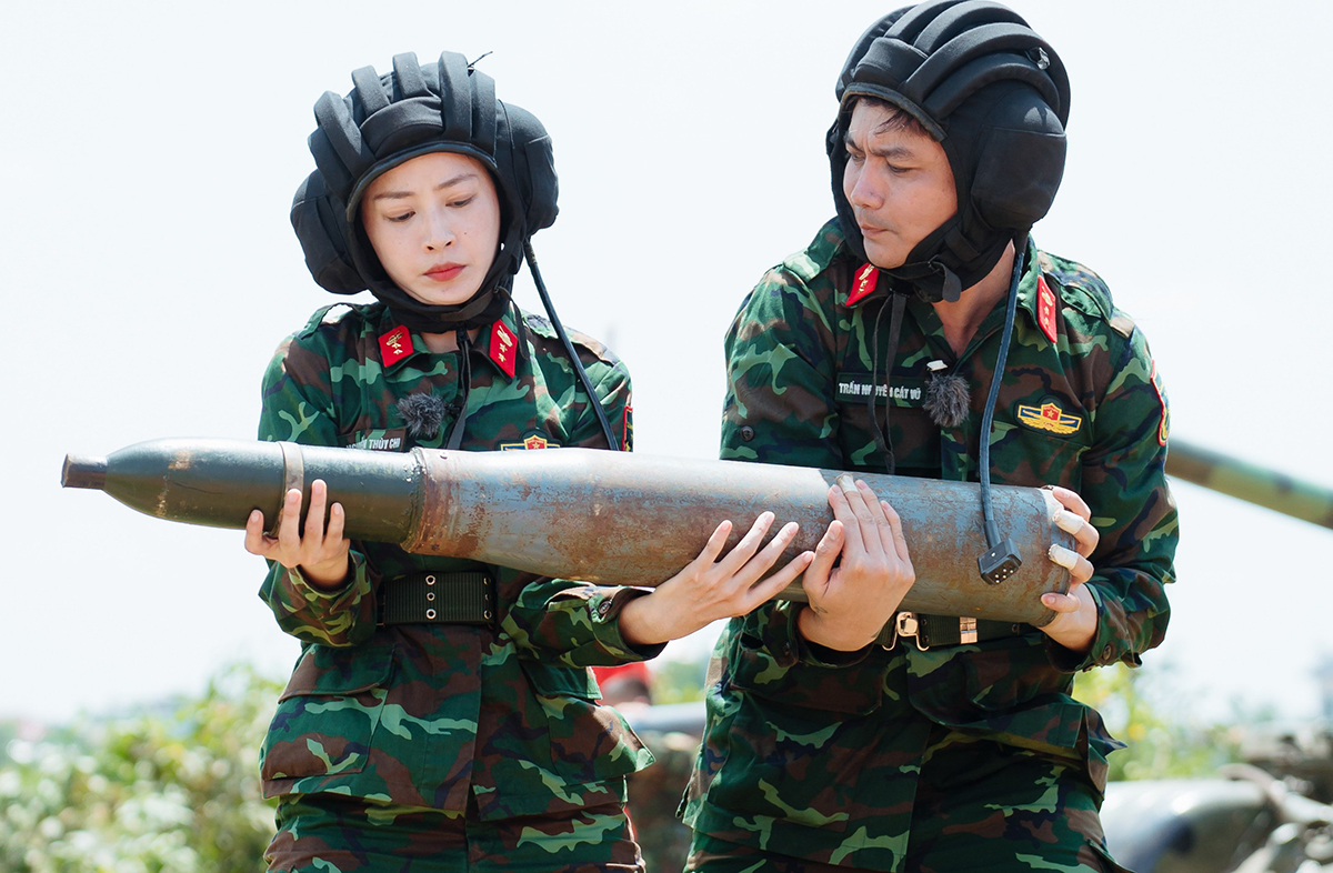 Thử thách kéo pháo trong "Sao nhập ngũ"