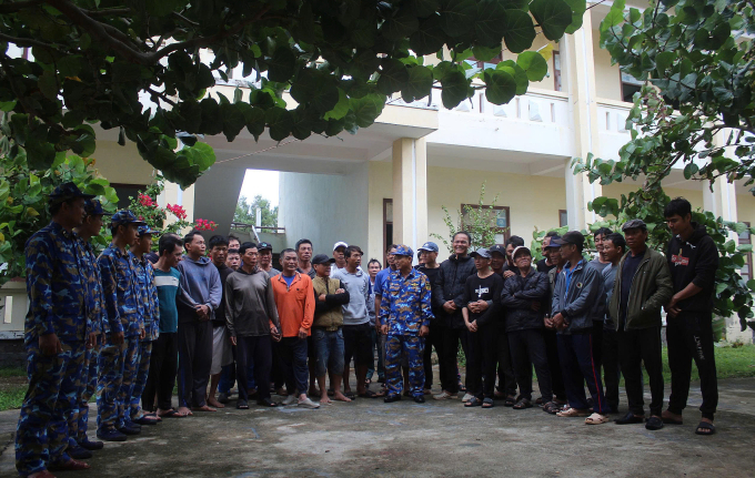 Nhiều ngư dân tránh trú trên đảo thuộc Đặc khu Trường Sa. Ảnh: Hoa Ngọc Ánh